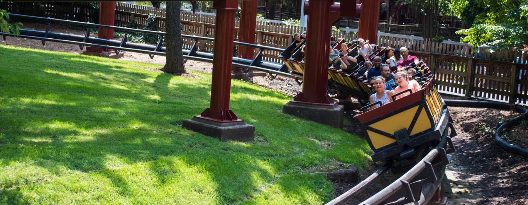 People riding Trailblazer roller coaster at Hersheypark