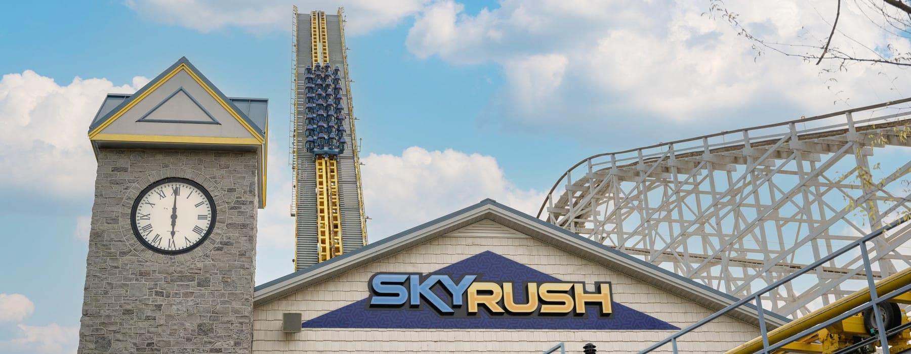 The building of Skyrush Rollercoaster at Hersheypark