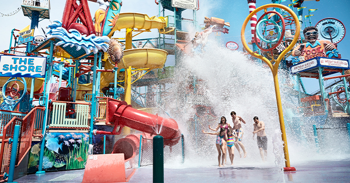 People getting splashed with water at the Hersheypark Boardwalk